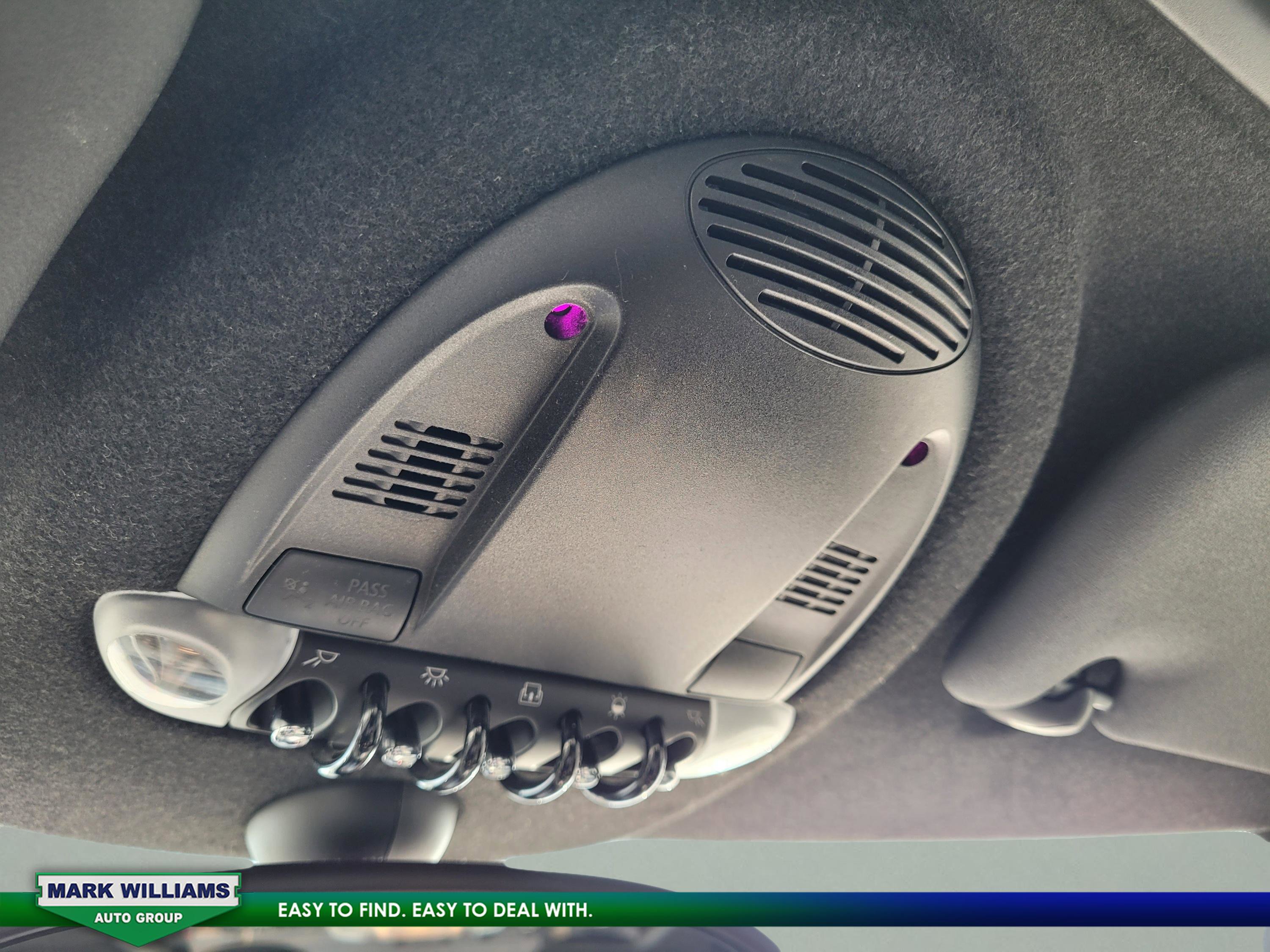 Used 2011 MINI Cooper Hardtop image 22