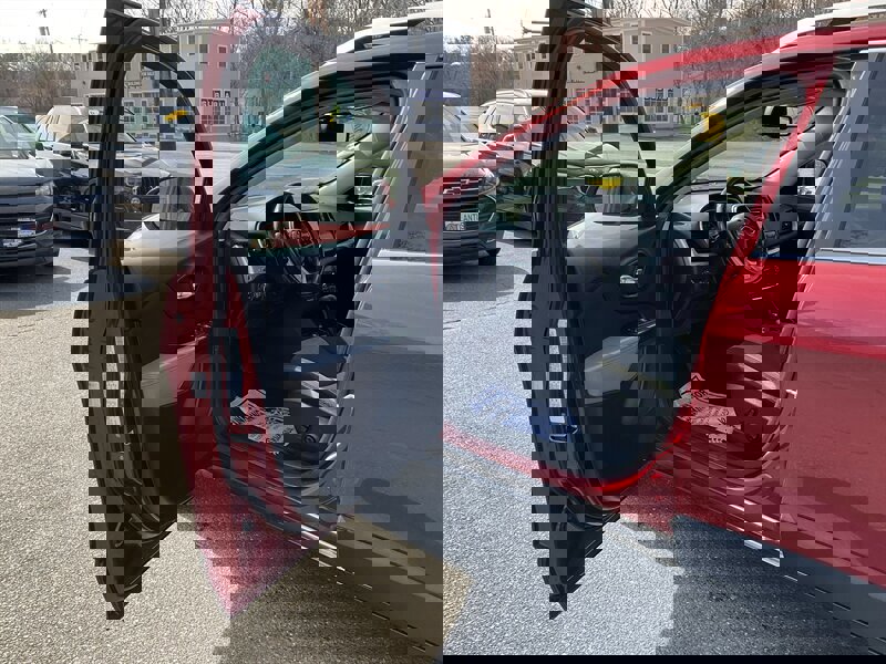 Used 2014 Jeep Cherokee Latitude w/ Comfort/Convenience Group image 21