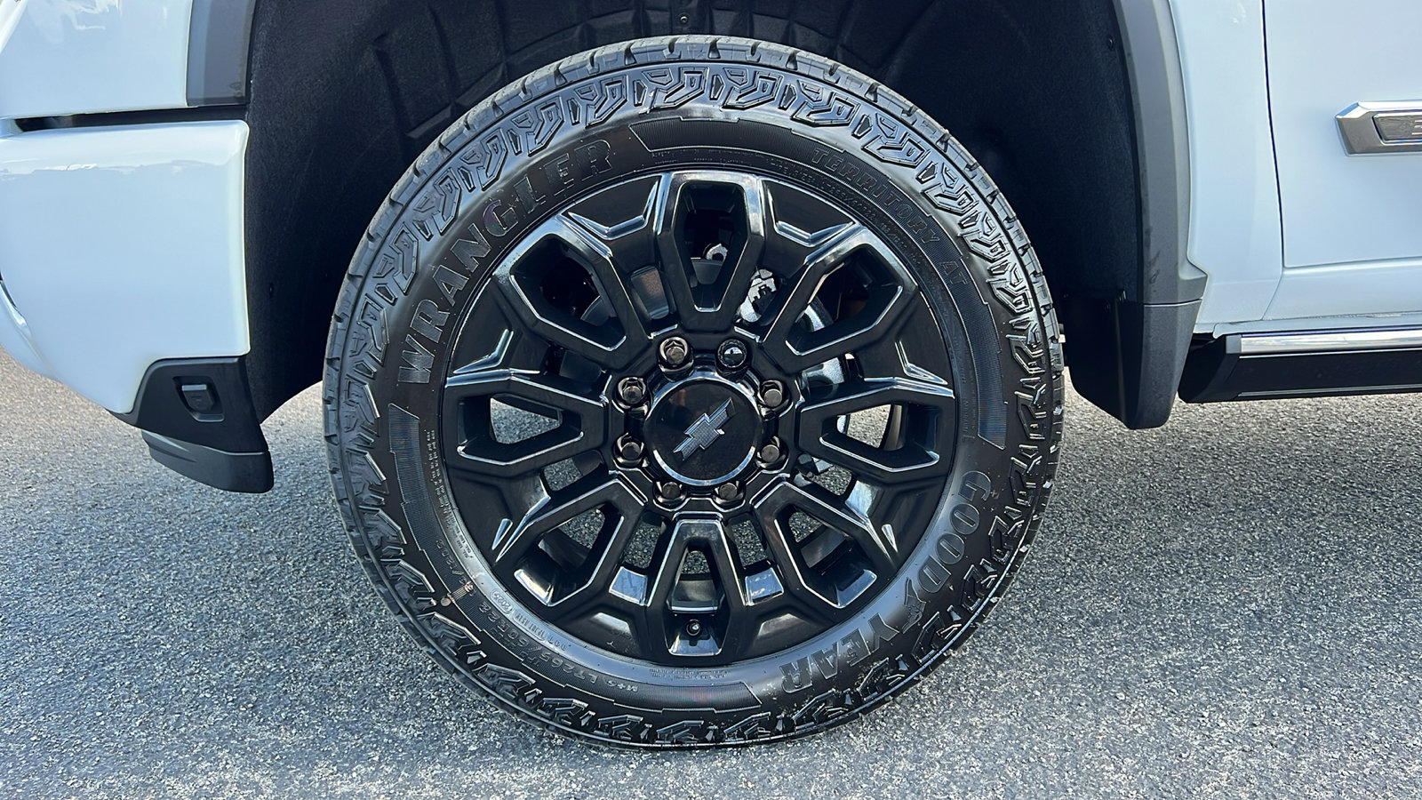 New 2025 Chevrolet Silverado 2500 High Country w/ High Country Premium Package image 12