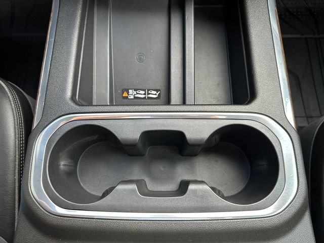 Used 2019 Chevrolet Silverado 1500 High Country w/ Technology Package AWD/4WD image 35
