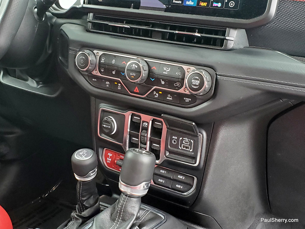 Used 2024 Jeep Wrangler Unlimited Rubicon 392 image 43