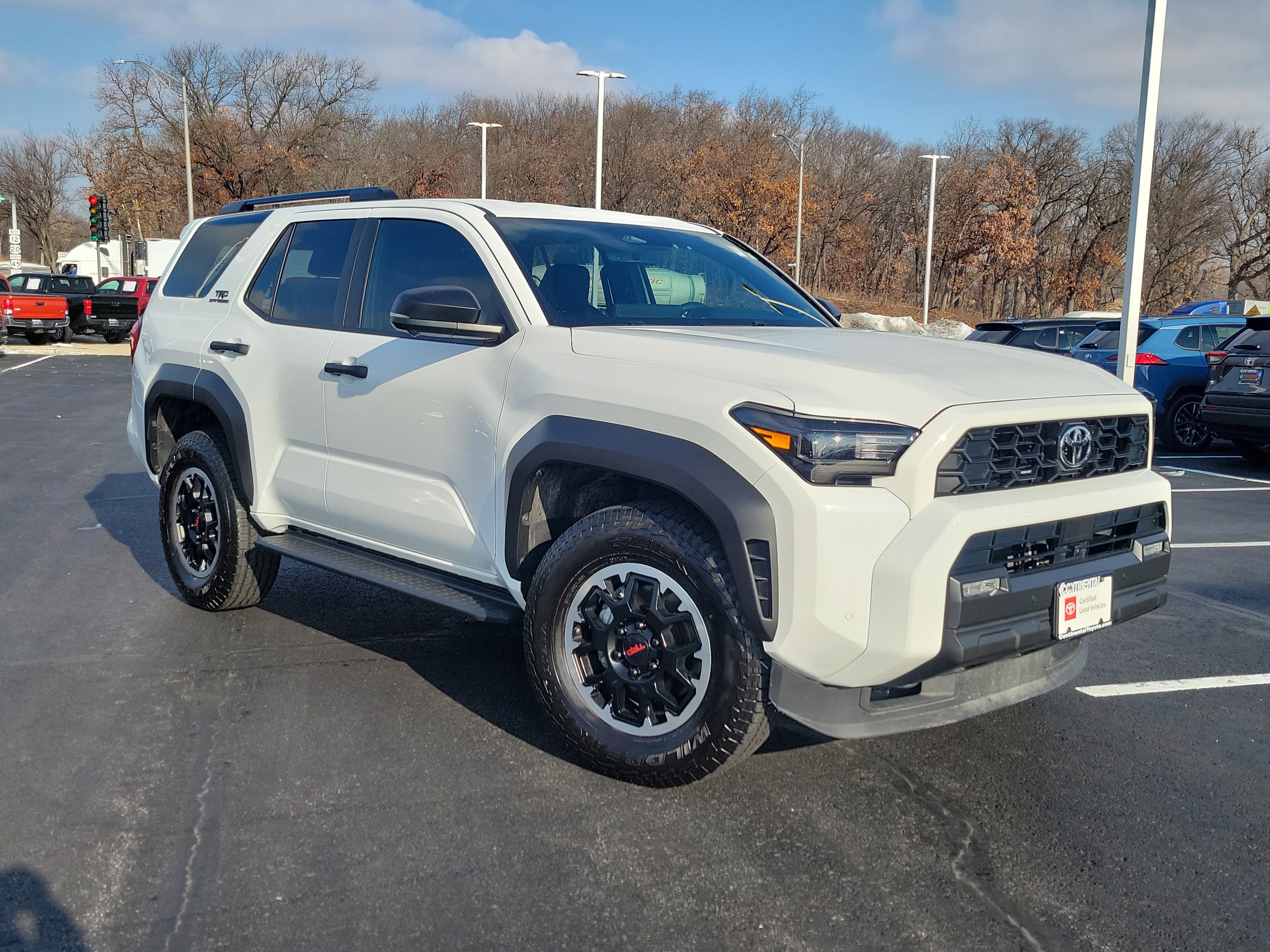 Certified 2025 Toyota 4Runner TRD Off-Road Premium image 33