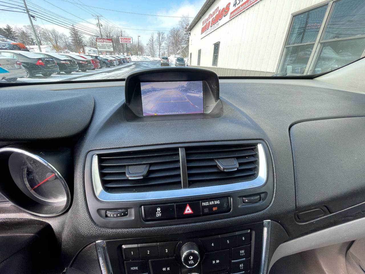 Used 2015 Buick Encore FWD image 17