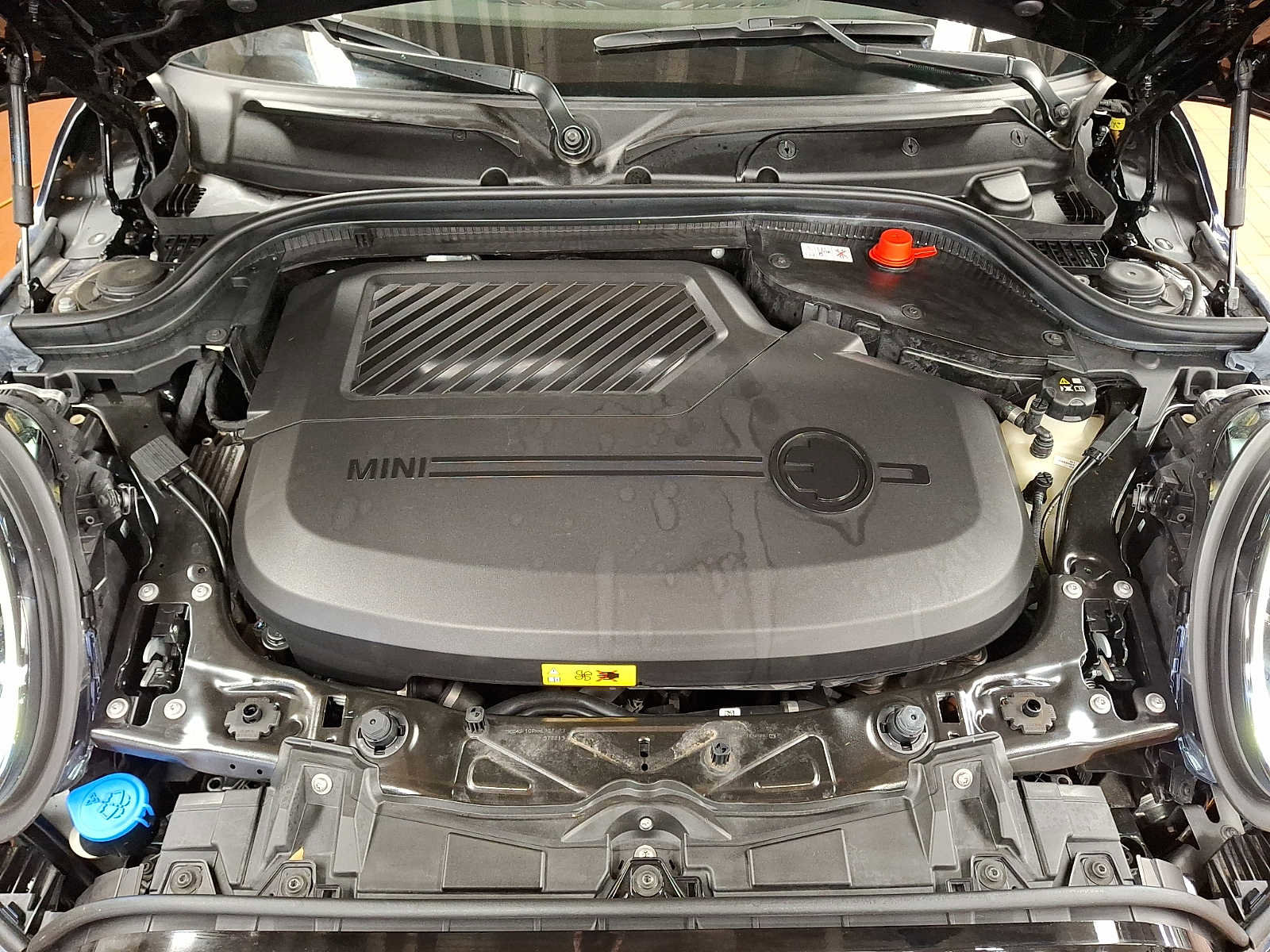 Used 2024 MINI Cooper SE FWD image 27