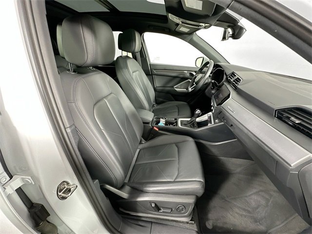 Used 2022 Audi Q3 2.0T Premium image 28