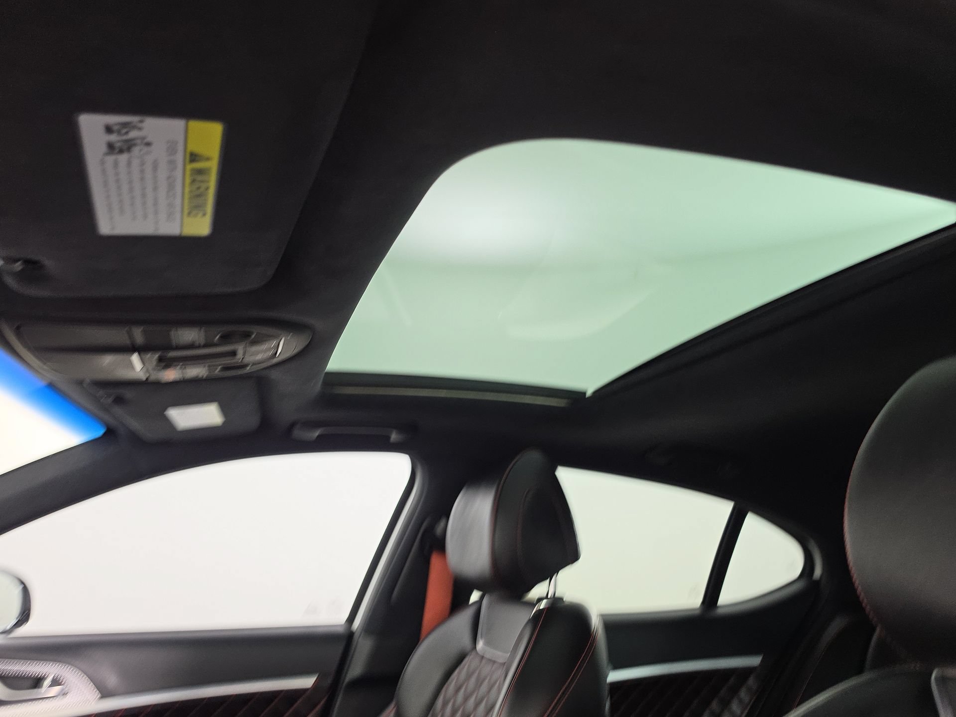 Used 2022 Genesis G70 3.3T RWD image 32
