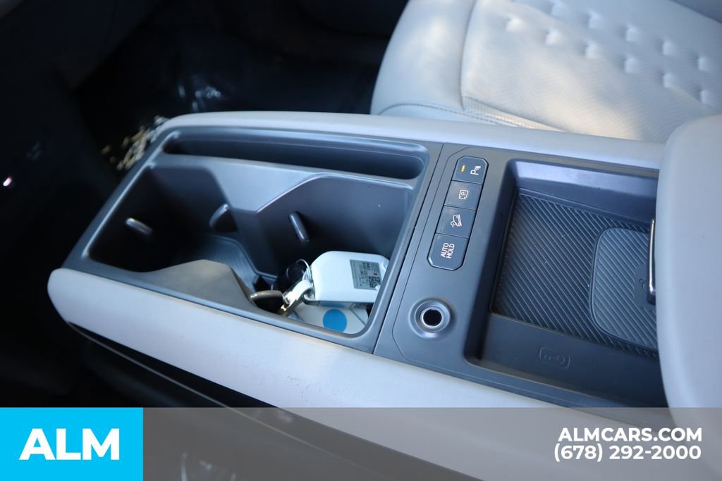 Used 2024 Kia EV9 Wind image 37