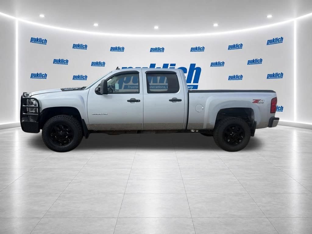Used 2014 Chevrolet Silverado 3500 LT w/ Interior Plus Package AWD/4WD image 8
