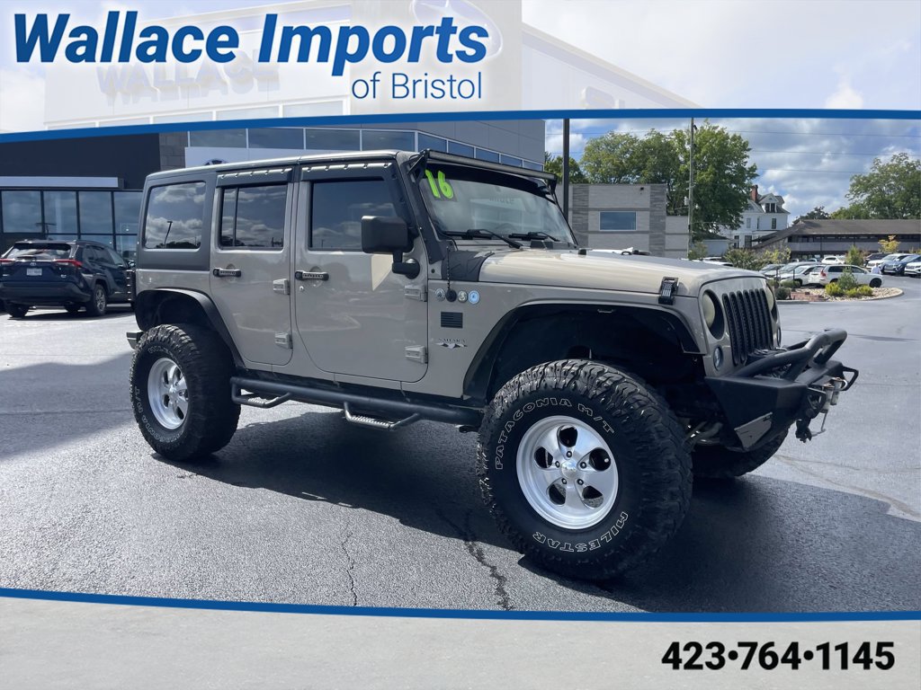 Used 2016 Jeep Wrangler Unlimited Sahara w/ Connectivity Group