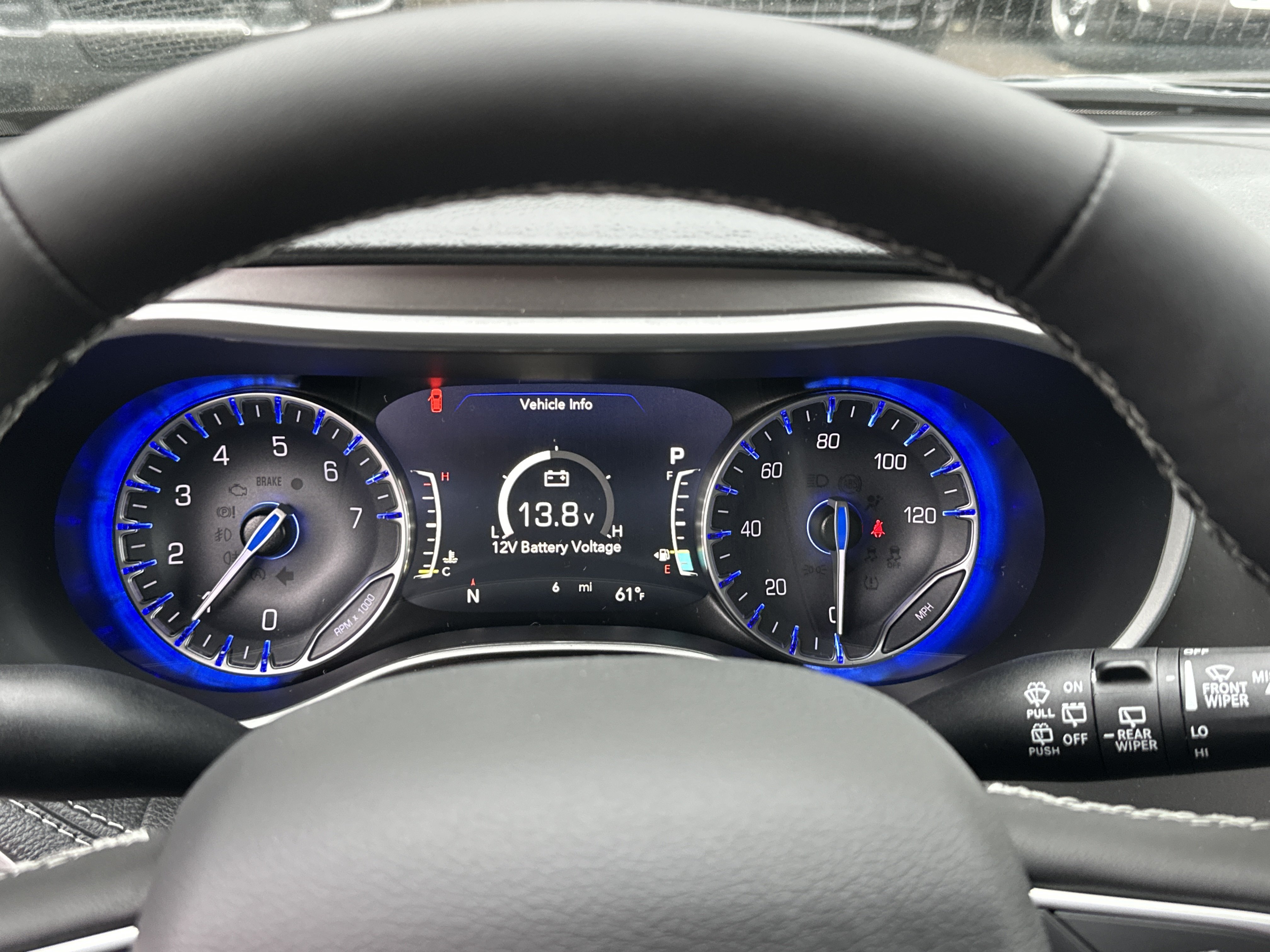 New 2027 Chrysler Pacifica Select FWD image 10