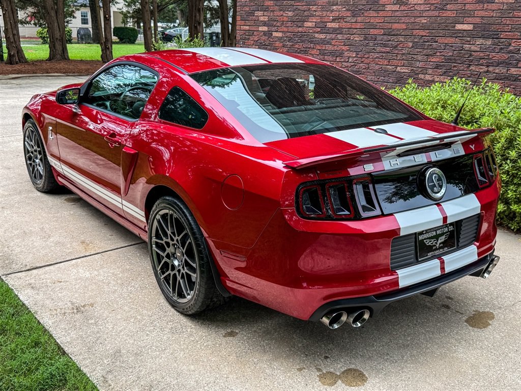 Used 2013 Ford Mustang Shelby GT500 RWD image 23