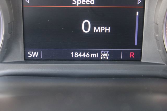 Used 2022 Chevrolet Silverado 2500 LT w/ Convenience Package image 21