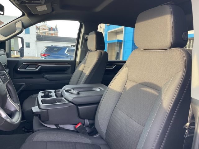 Used 2025 Chevrolet Silverado 2500 LT w/ Safety Package AWD/4WD image 13