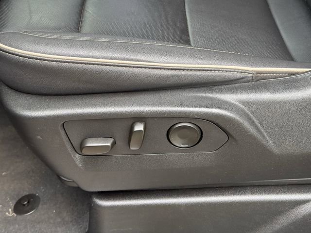 Used 2025 Chevrolet Tahoe Premier AWD/4WD image 22