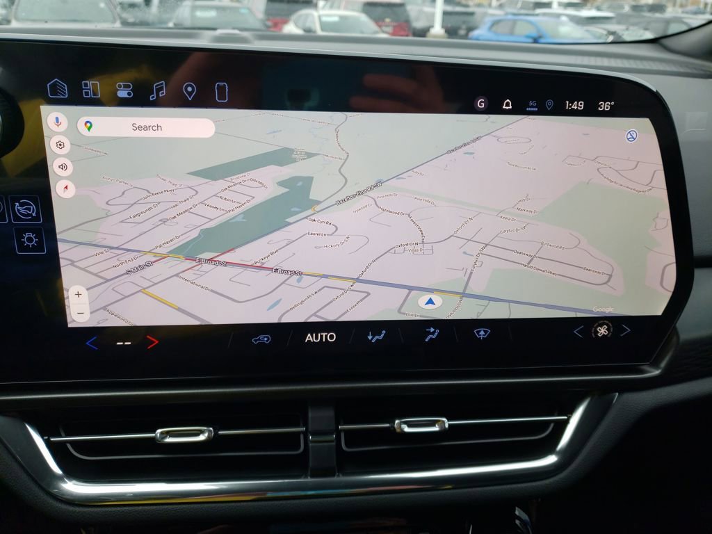 New 2026 Chevrolet Equinox EV LT image 17