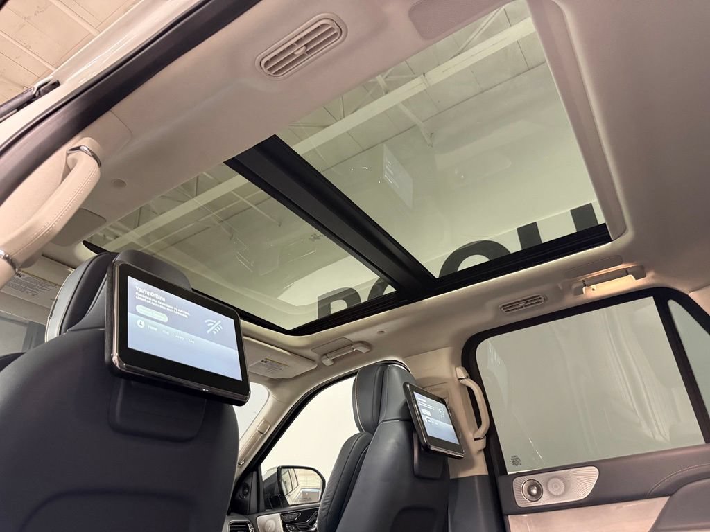 Used 2022 Lincoln Navigator L Black Label AWD/4WD image 15
