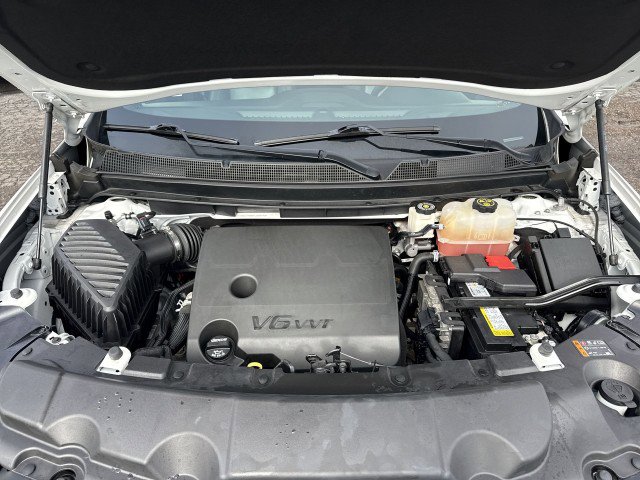 Certified 2023 Chevrolet Traverse LT image 17