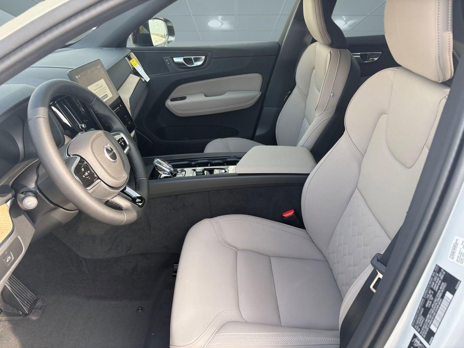 Certified 2026 Volvo XC60 B5 Plus w/ Protection Package Premier image 5