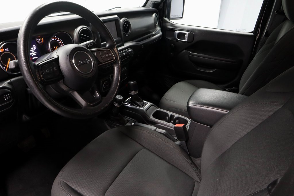 Used 2023 Jeep Wrangler Sport image 21