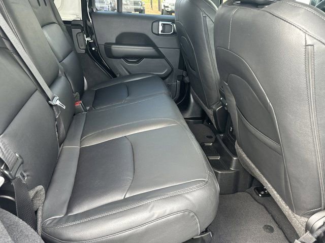 Certified 2025 Jeep Wrangler Unlimited Sahara image 19