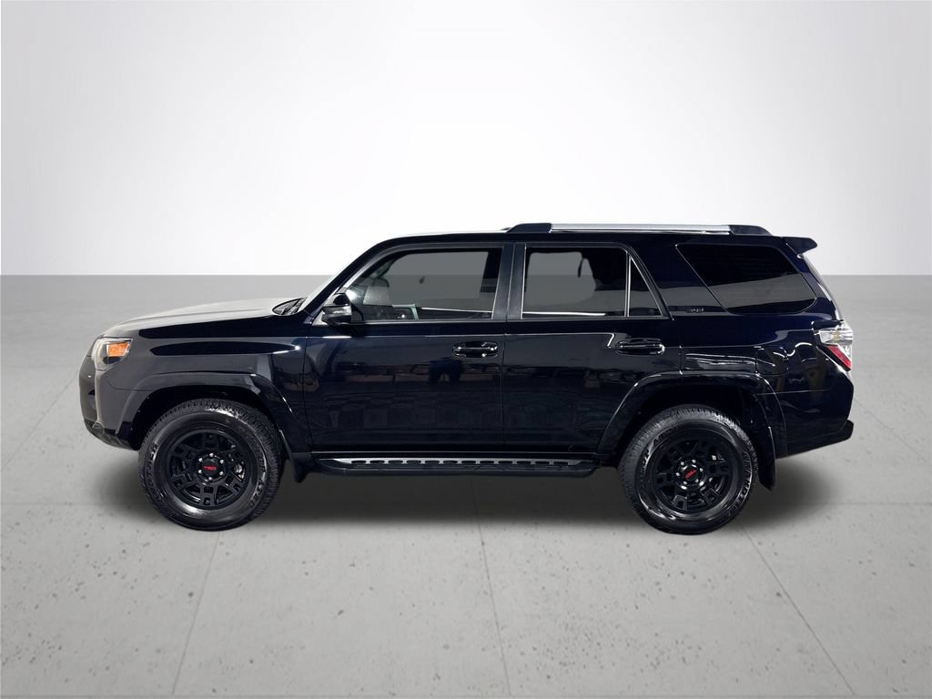 Used 2024 Toyota 4Runner SR5 Premium w/ SR5 Premium Package AWD/4WD image 9