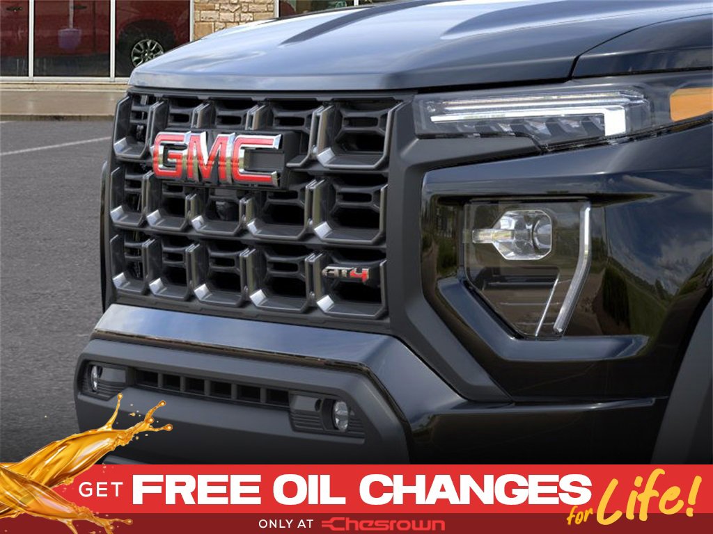 New 2025 GMC Canyon AT4 w/ Nightfall Edition image 13