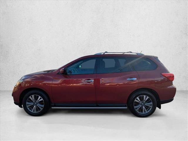 Used 2017 Nissan Pathfinder SV image 9