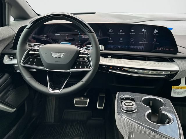 Used 2026 Cadillac Optiq Luxury 2 AWD/4WD image 2