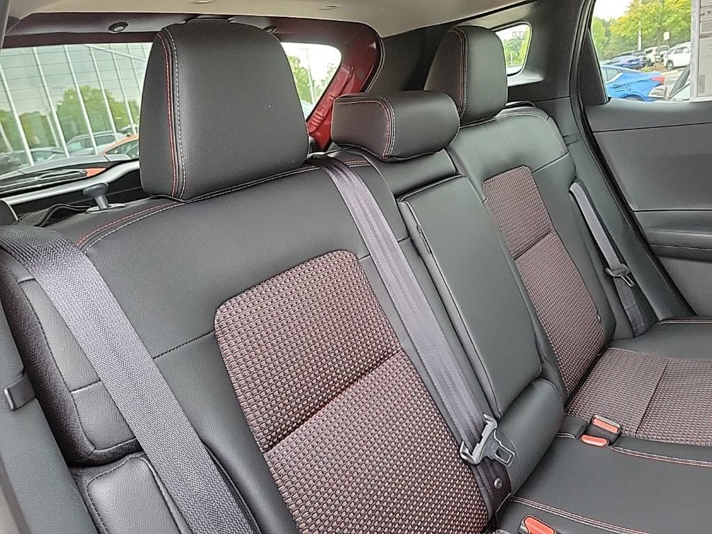 New 2026 Nissan Kicks SR w/ SR Premium Package AWD/4WD image 17