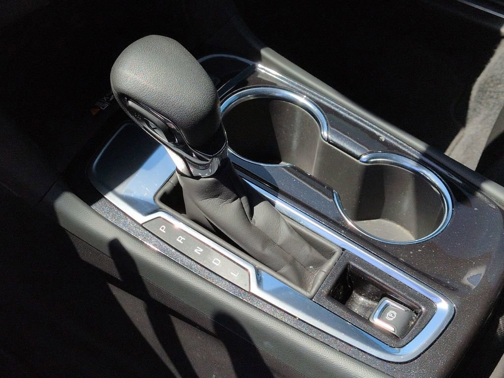 Used 2024 Chevrolet Equinox Premier FWD image 19