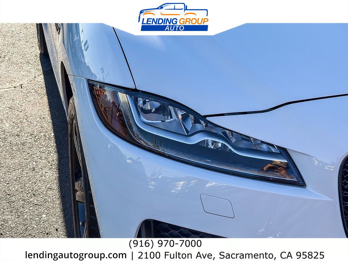 Used 2020 Jaguar F-PACE S image 7