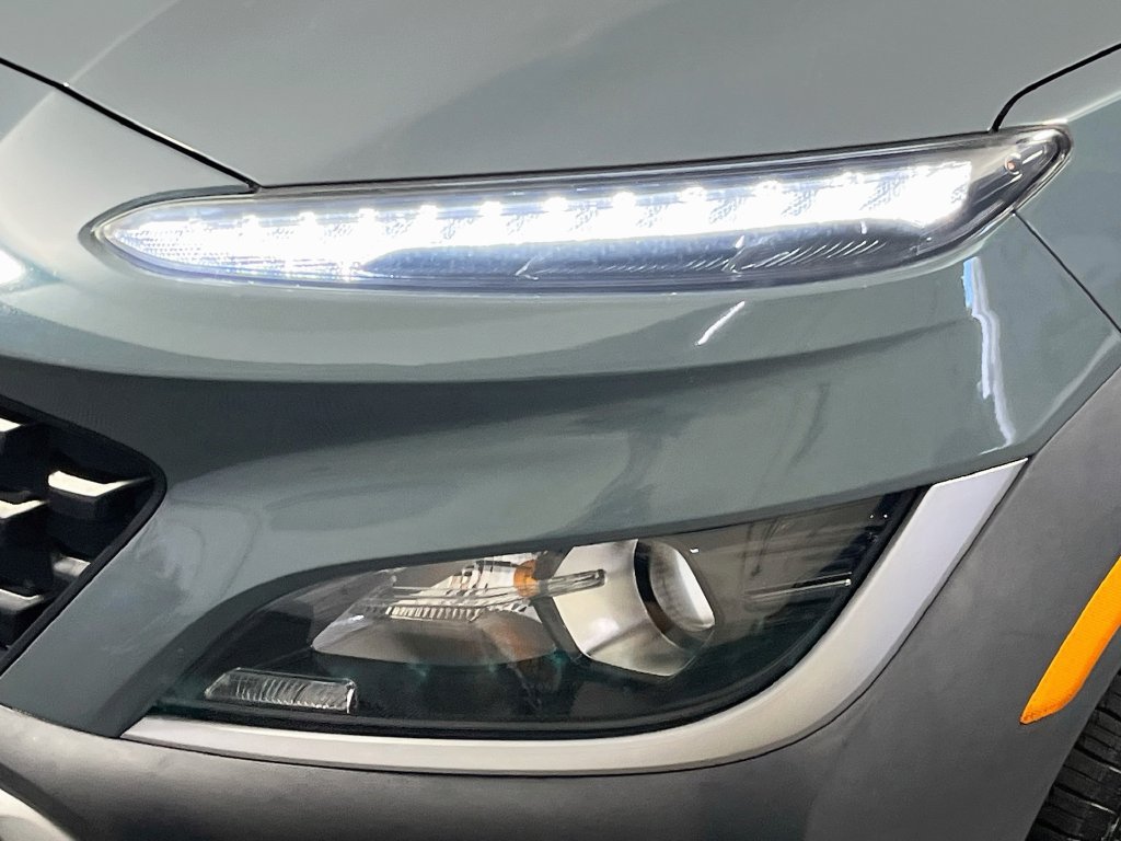 Used 2022 Hyundai Kona SEL w/ Convenience Package FWD image 9