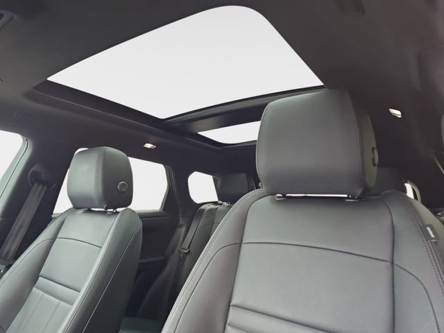 Used 2025 Land Rover Range Rover Evoque S image 33