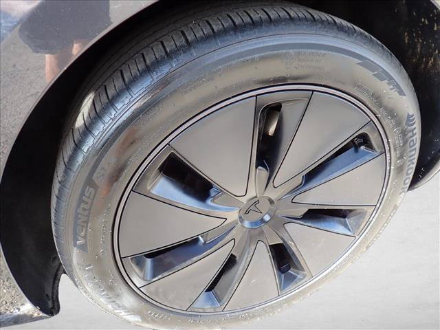 Used 2024 Tesla Model 3 Long Range AWD/4WD image 7