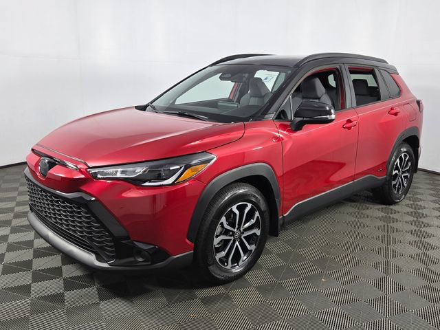 Used 2023 Toyota Corolla Cross AWD Hybrid w/ Moonroof Package image 3