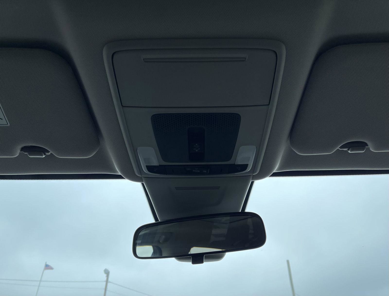 Used 2024 Honda CR-V EX image 12