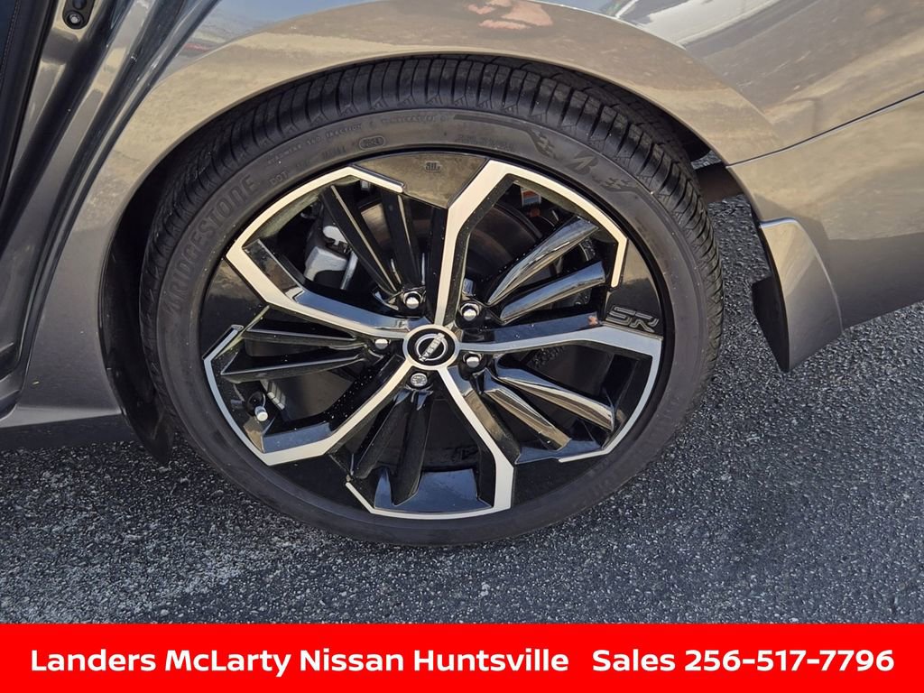 Used 2025 Nissan Altima 2.5 SR w/ SR Premium Package image 12