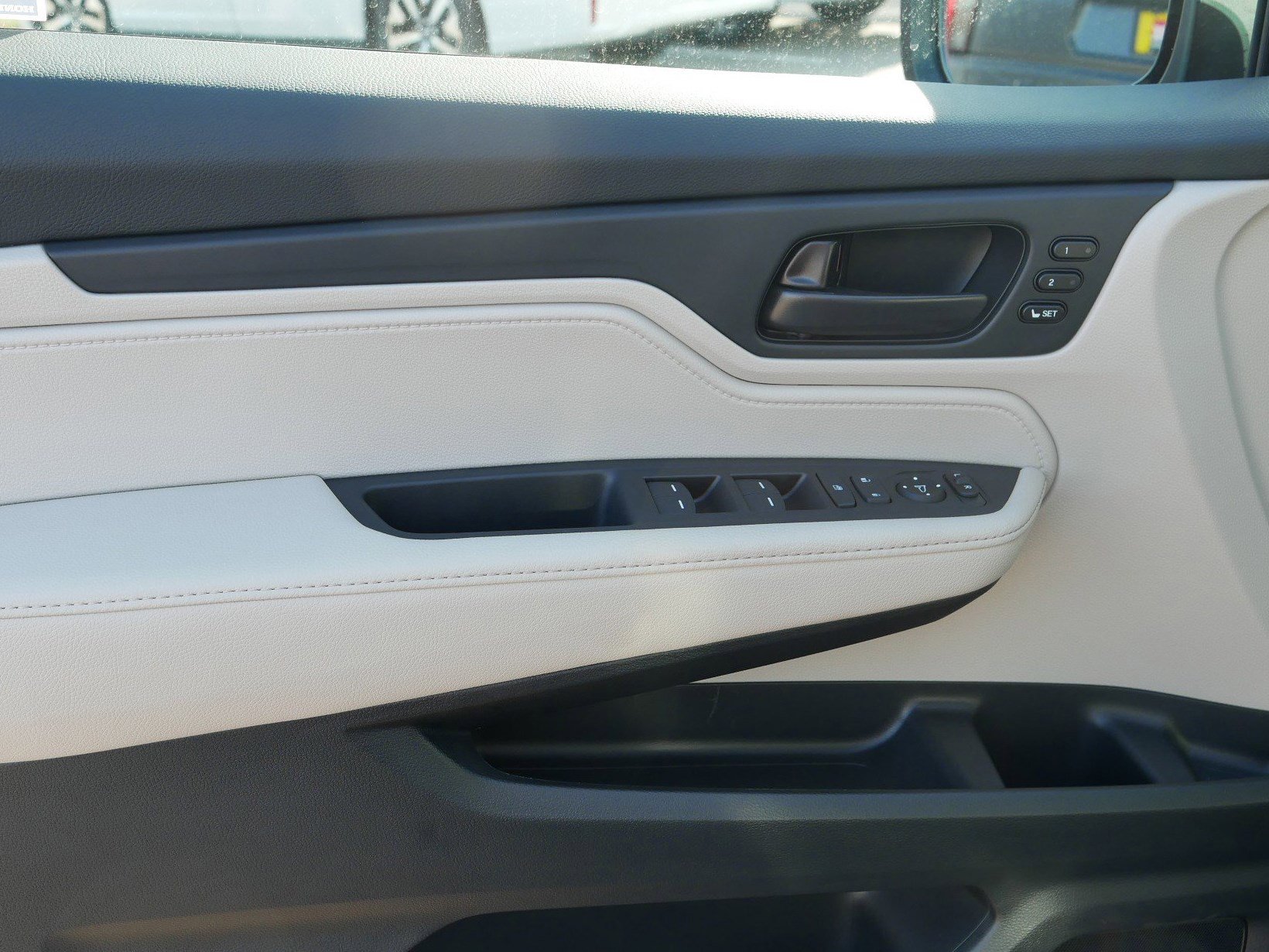 New 2026 Honda Odyssey EX-L image 6