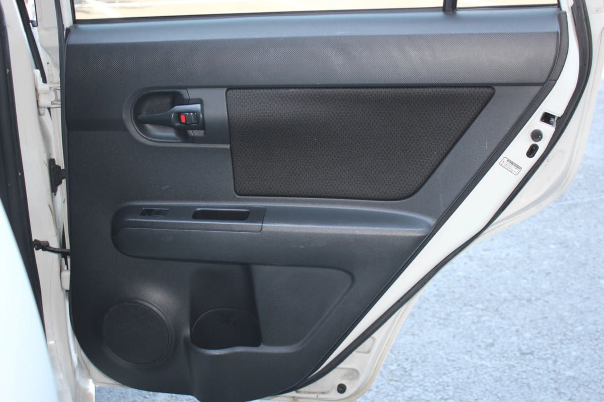 Used 2009 Scion xB FWD image 18