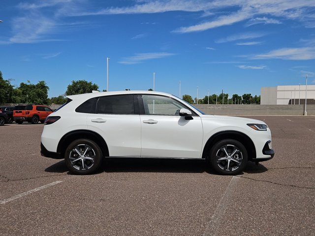 Used 2023 Honda HR-V EX-L image 4