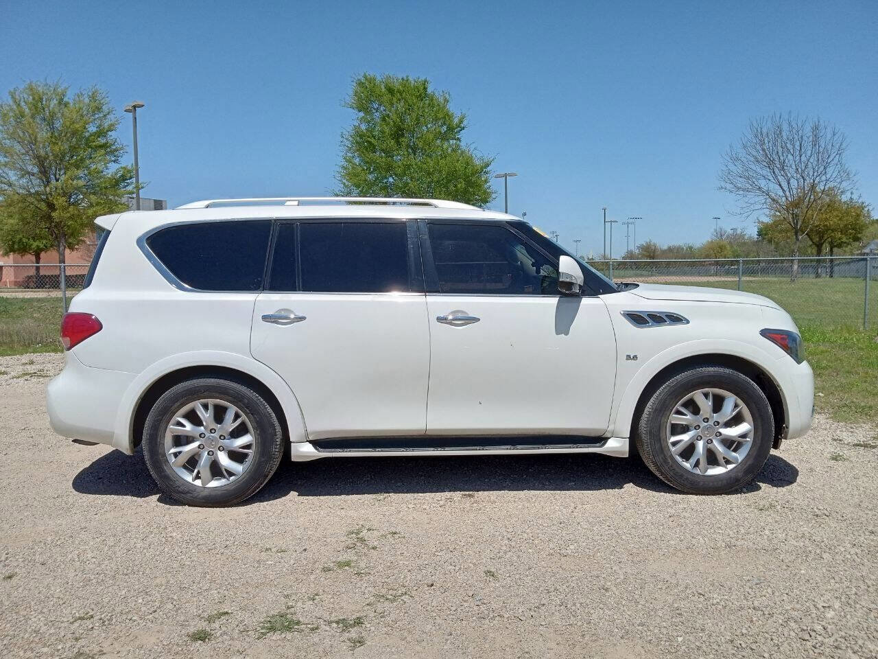 Used 2014 INFINITI QX80 2WD image 7