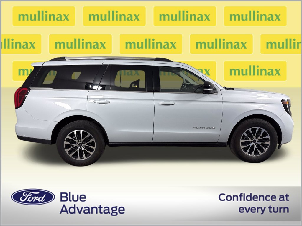 Certified 2025 Ford Expedition Platinum AWD/4WD image 2