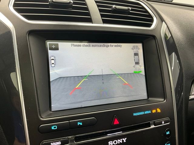 Used 2018 Ford Explorer Sport image 3