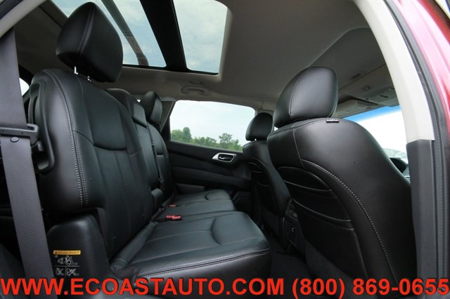 Used 2013 Nissan Pathfinder SL w/ SL Premium Pkg FWD image 12