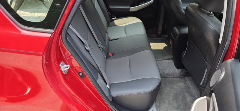 Used 2013 Toyota Prius Four w/ Deluxe Solar Roof Pkg FWD image 36