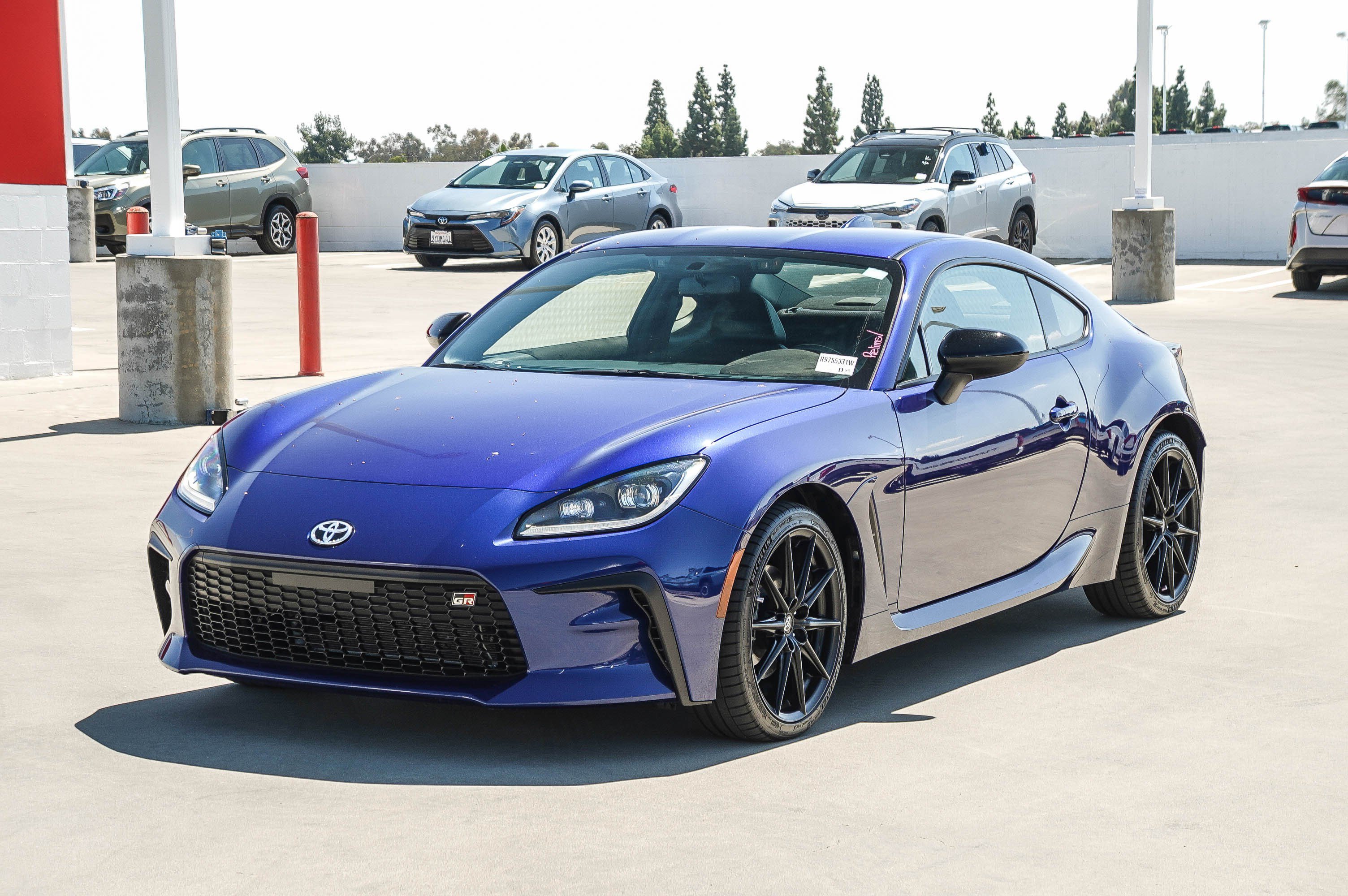 Used 2024 Toyota GR86 Premium RWD image 3