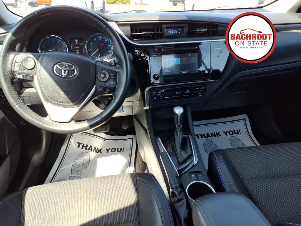 Used 2017 Toyota Corolla SE w/ Body Protection Package FWD image 9