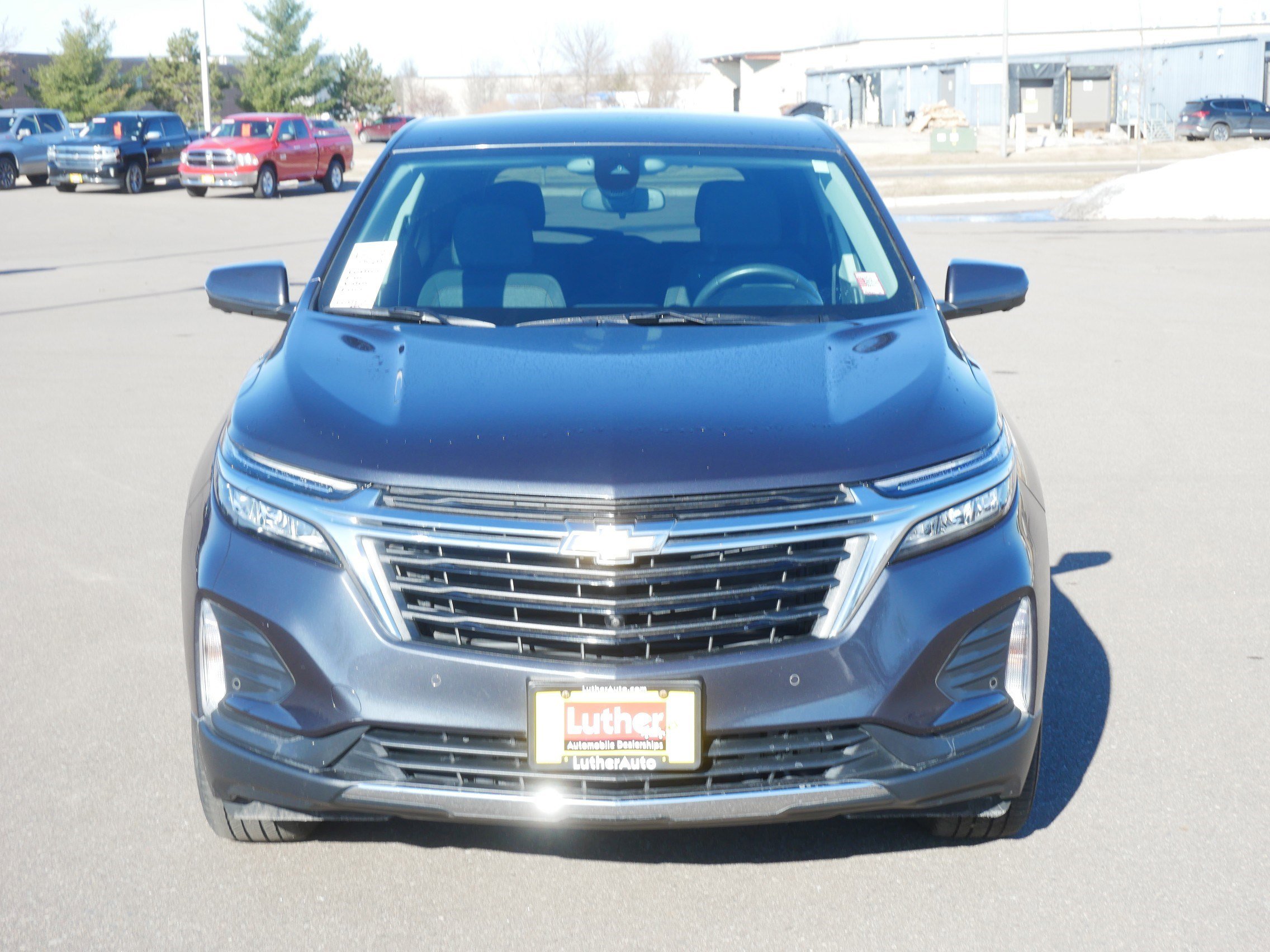 Used 2022 Chevrolet Equinox LT image 2