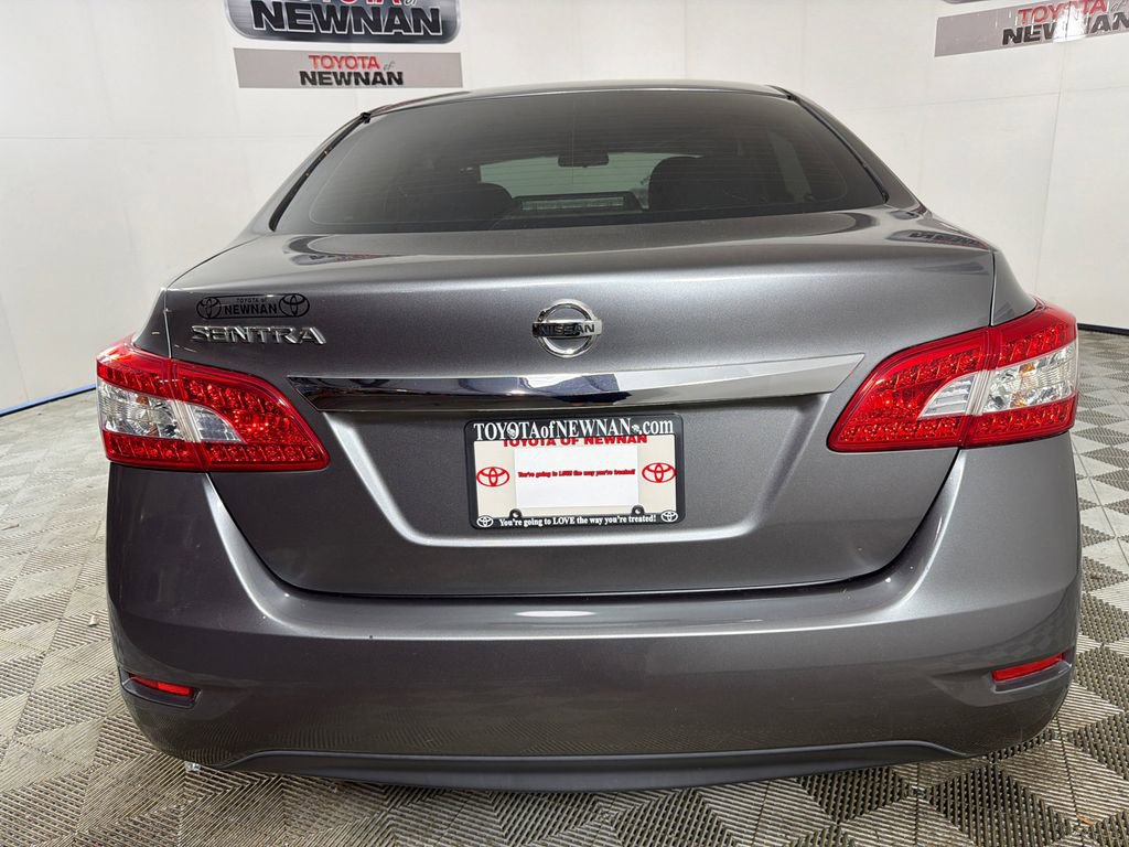 Used 2015 Nissan Sentra S image 4