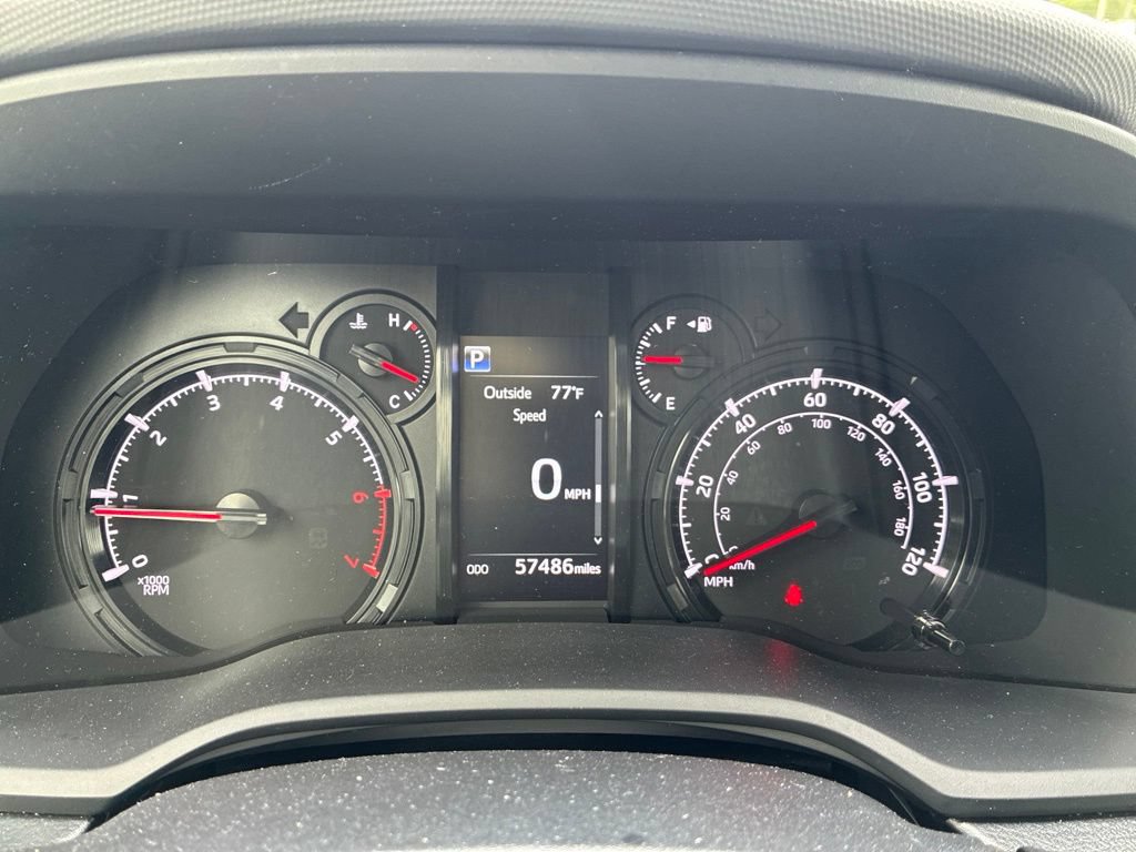 Used 2024 Toyota 4Runner SR5 RWD image 17